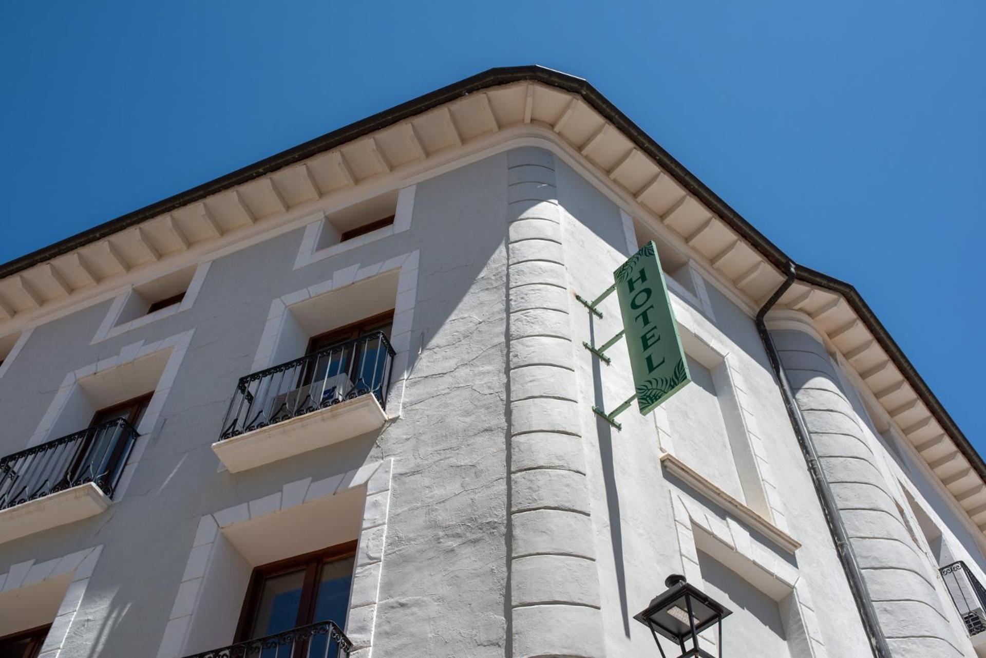 Hotel-Boutique By Gonzalo Sesma Cervera del Rio Alhama Екстер'єр фото